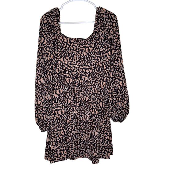 Very J Size: Large Casual Dress - Picture 2 of 4